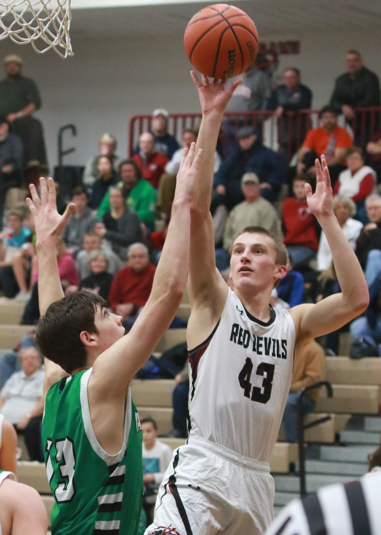 Boys basketball - Valparaiso at Lowell